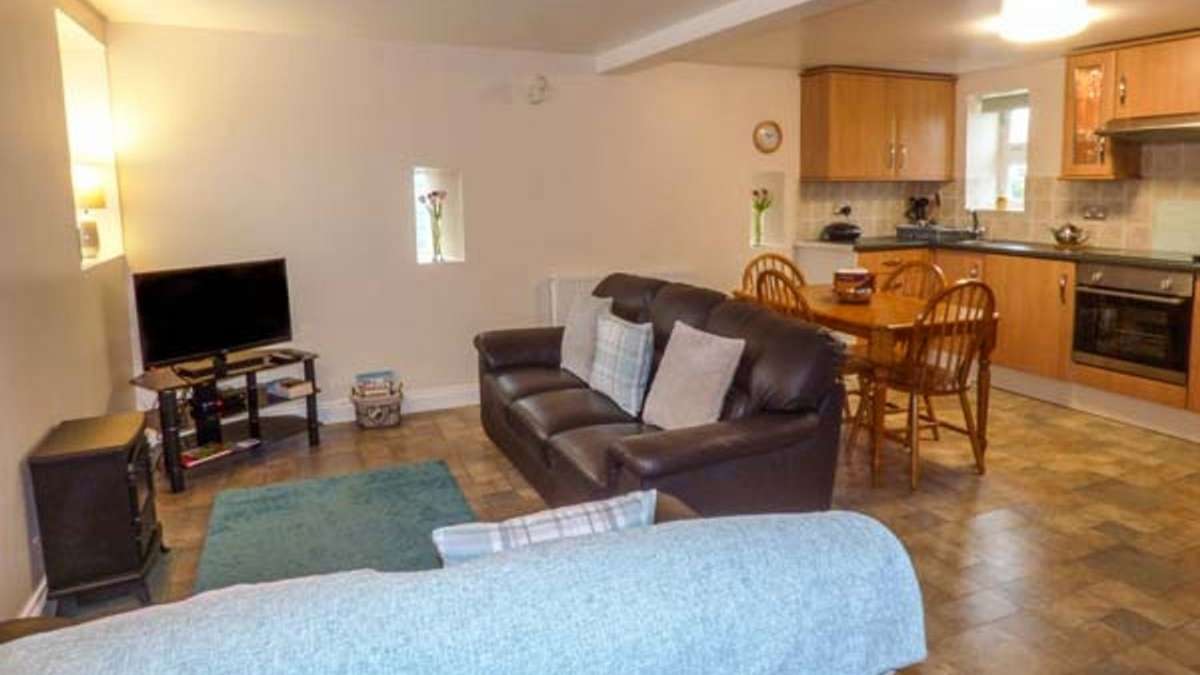 Post Box Holiday Cottage in Staithes