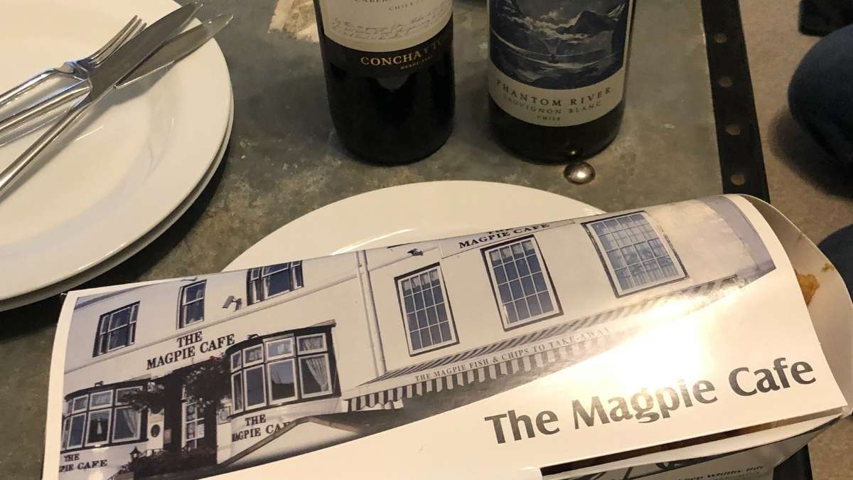 Whitby Magpie Take Away