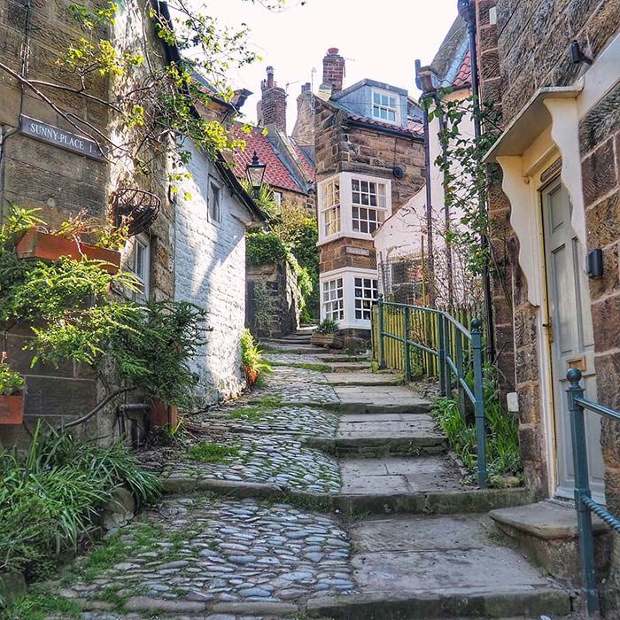 Peacock Row Robin Hood's Bay
