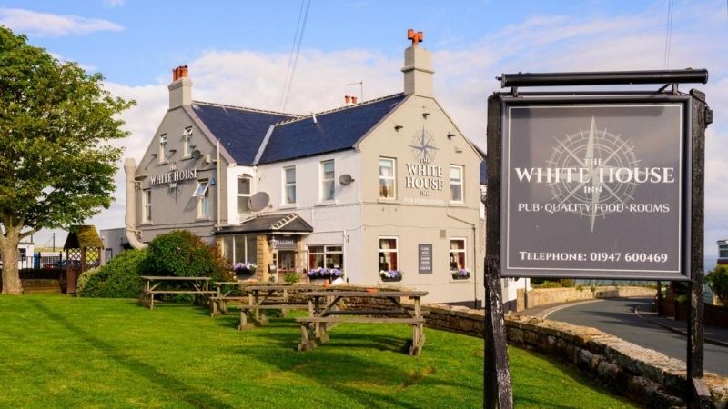 The White House Inn The White House Inn
