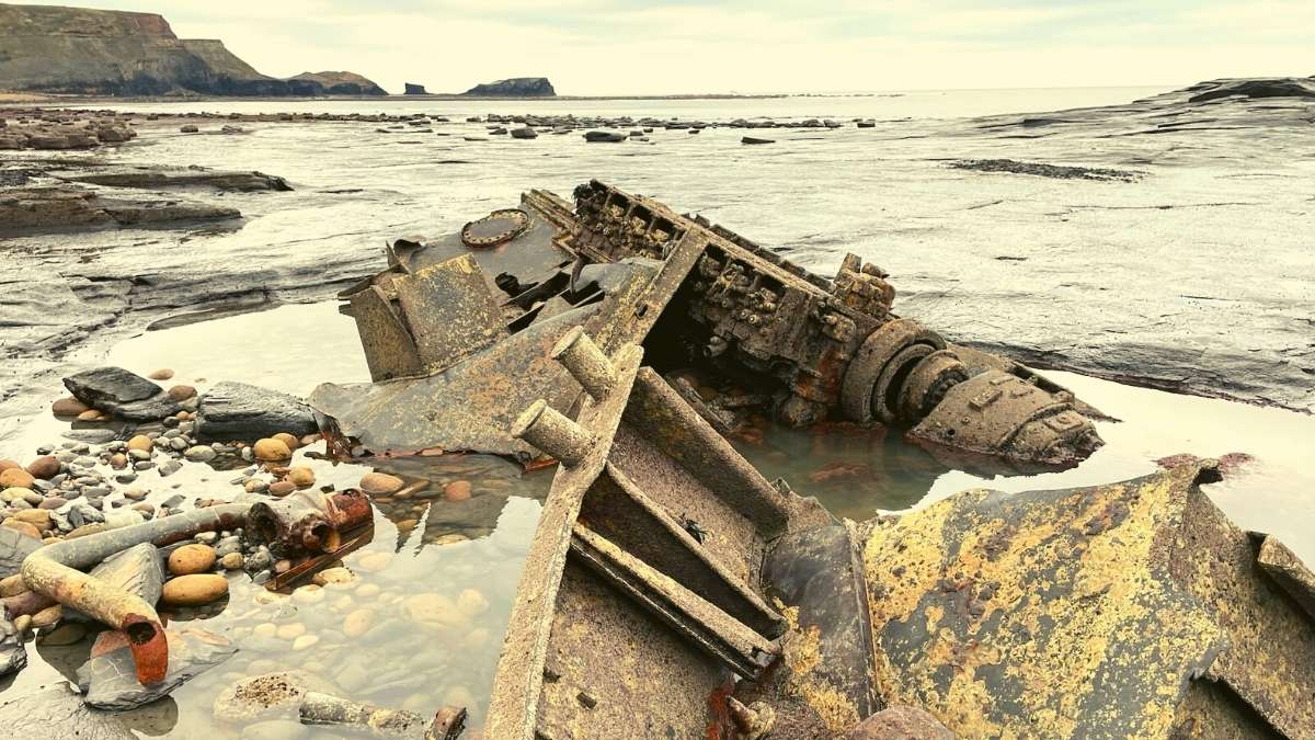 Admiral Von Tromp Wreck Back