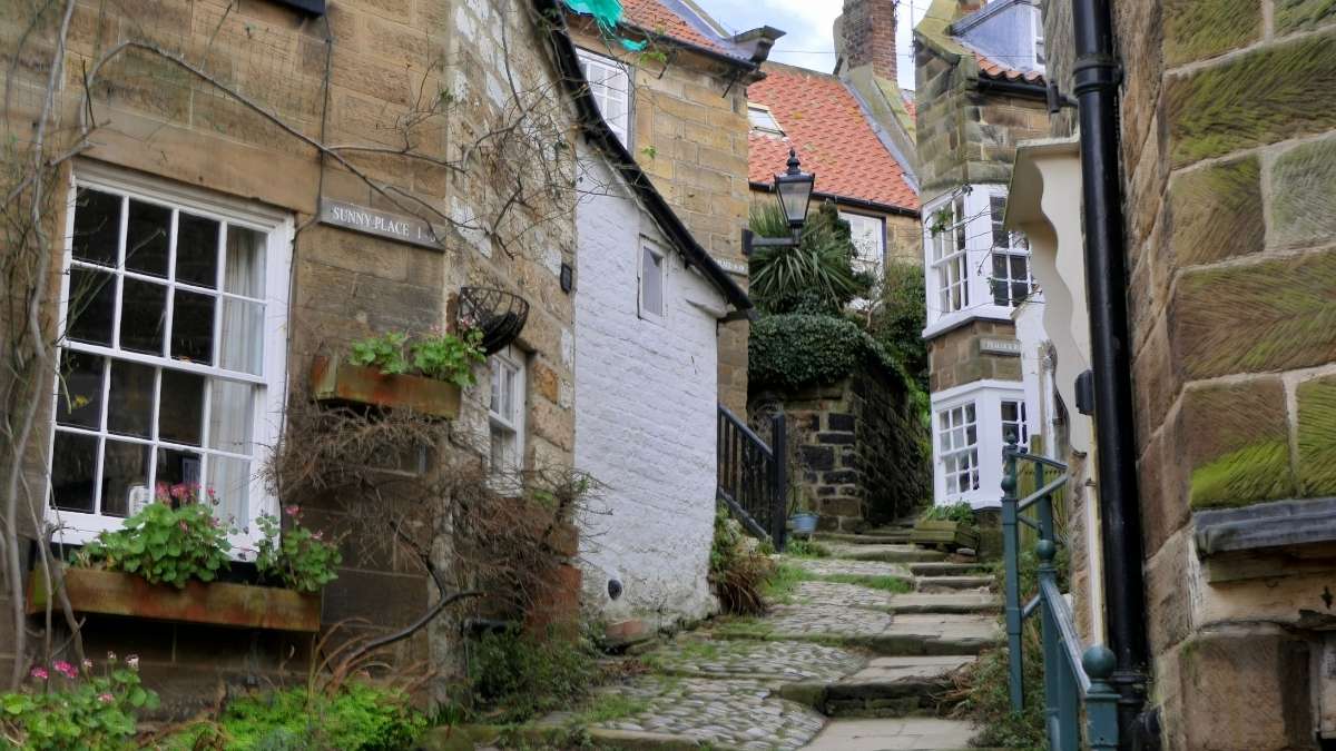 Robin Hood's Bay Alleyways