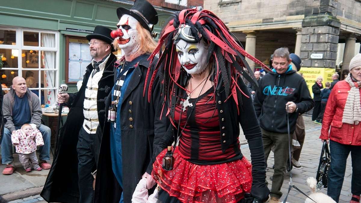 Whitby Goth Weekend, The Annual Goth Festival In Whitby