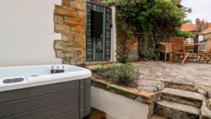 Whitby Holiday Cottages With Hot Tubs