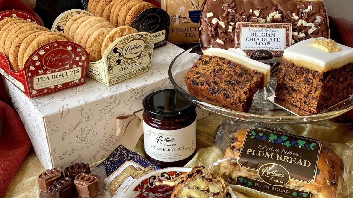 Botham's Platinum Jubilee Hamper
