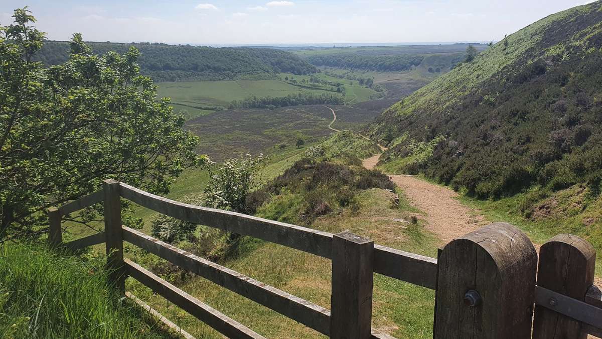 Walking route to the Hole of Horcum, Levisham Moor and the Hole of Horcum Circular