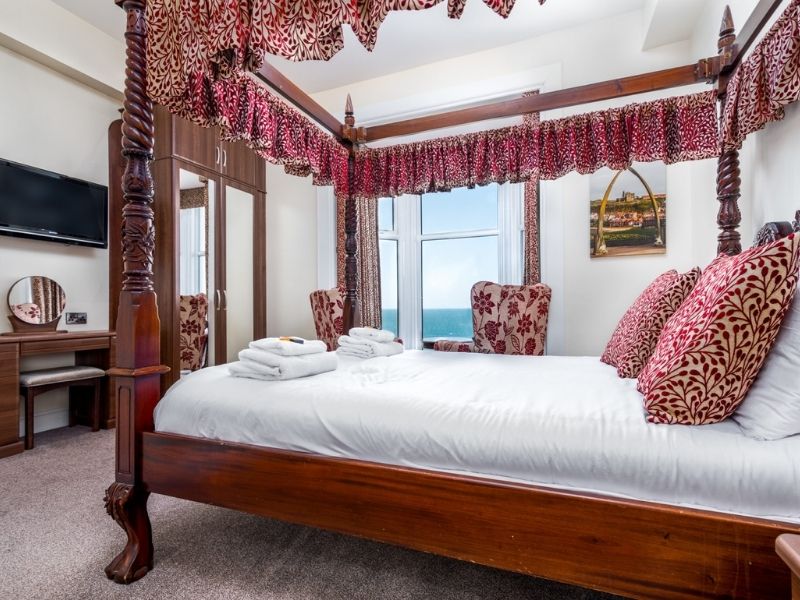 Riviera Guesthouse