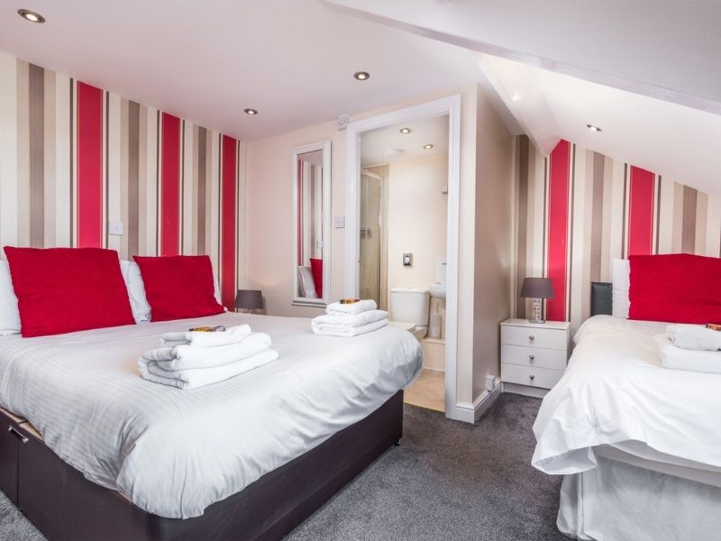 Riviera Guesthouse