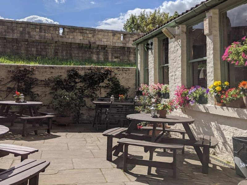 The Pheonix Inn serve northern beers and always has five real ales on tap.