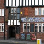 Pubs With Fireplaces in Whitby