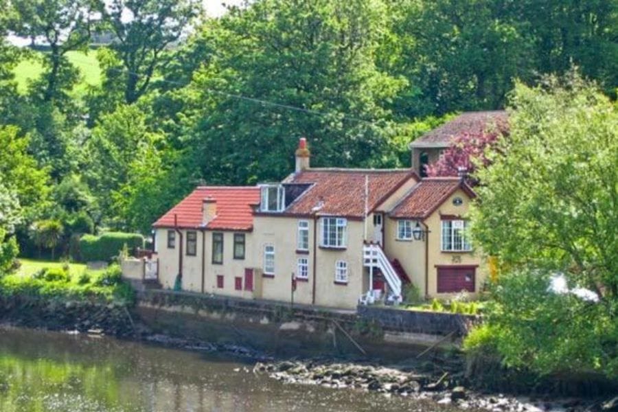 Waterloo Cottage Annexe. Waterloo Cottage Annexe.