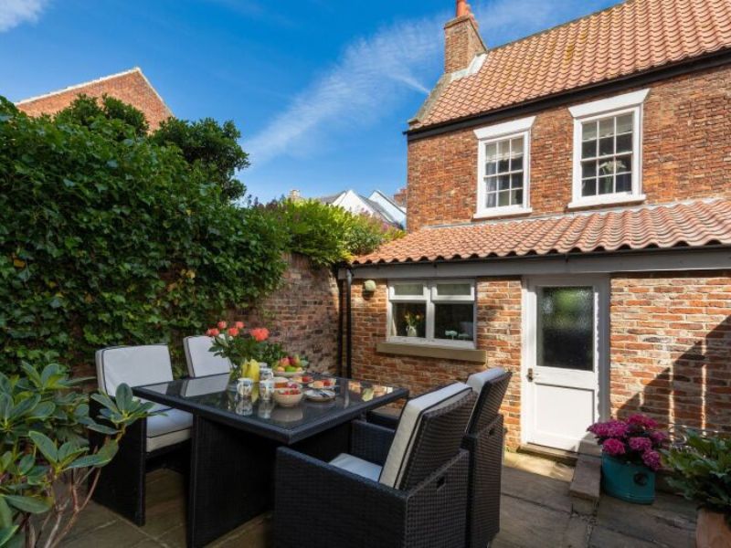 cobble cottage Cobble Cottage, Whitby